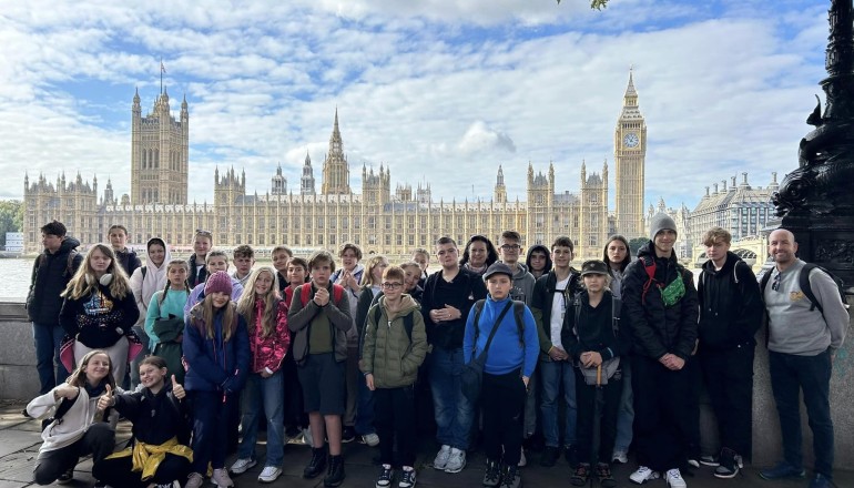 Studijní pobyt v Oxfordu a Londýně.