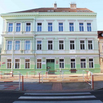 Moving to Bělohorská 103